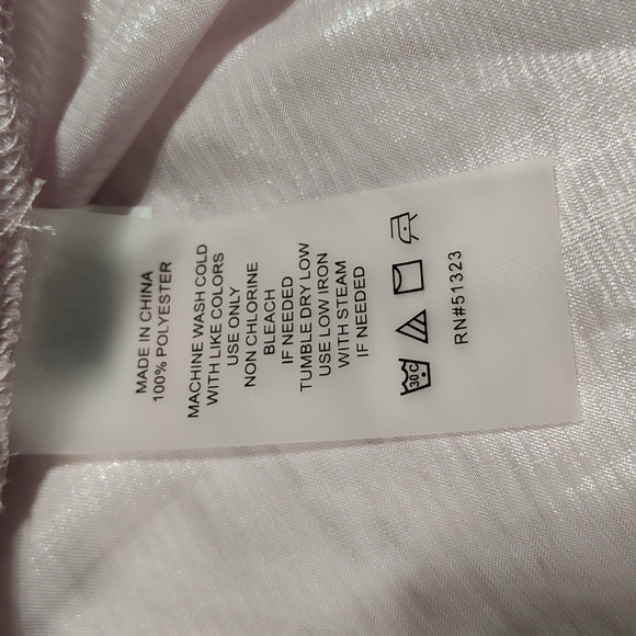 NWT Vince Camuto Womens Shimmery Pink Long Sleeve Tie-Front Button Blouse Sz 2X - Picture 10 of 11